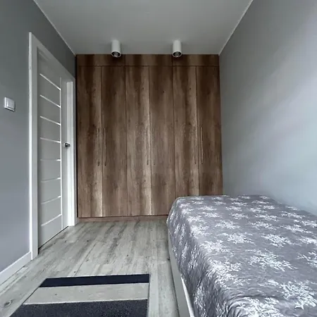Lesne Apartment *