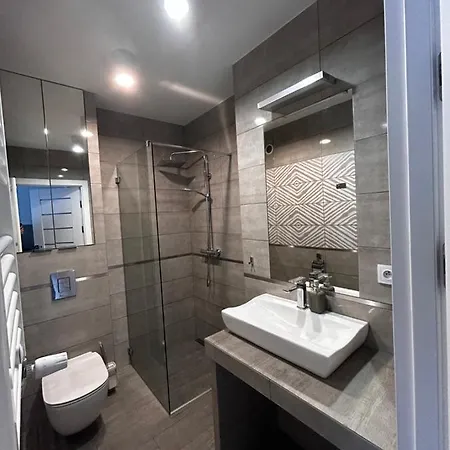 Lesne Apartment
